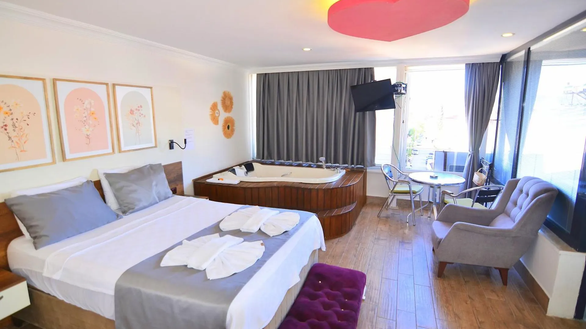 Aparthotel Royalis Apart Hotel By Mykonut Fethiye